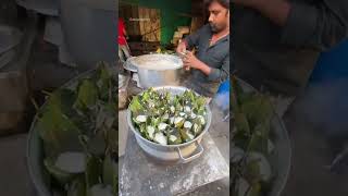 Leaf Idli😱|South Indian Anna Making Idli In Jackfruit Leaf🤯|Rare Street Food In India😱| #shorts