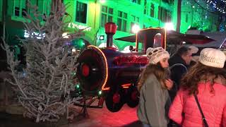 Carcassonne : les illuminations de la Bastide, entre deux portes...