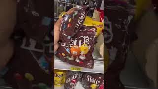 M&M’s Satisfying 💛🤍 Best ~ASMR~ 🍫 #shorts #satisfying #asmr