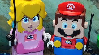 LEGO Mario vs LEGO Peach / How get more LEGO Coins with the best new LEGO Mario Action Brick