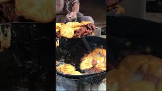 Aloo or Mirchi Pakora - Street Food Karachi Pakistan #shorts