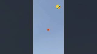 krta ohi km🤣 Big kite flying #bigkite #shortsfeed #kiteflying #viral #shortsviral #patang#kitekite