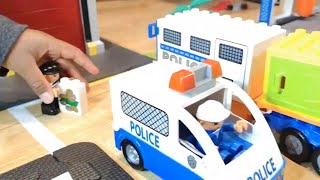 Bank robbery  Fire Truck, Police Truck,  Dump Truck, Garbage Truck, Construction Vehicles Ambulance