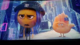 The Emoji Movie  - Jailbreak calls upon the Twitter Bird