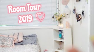 UPDATED ROOM TOUR | 2019