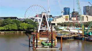 Neville Bonner Bridge First Mast Lift - 2 June 2022