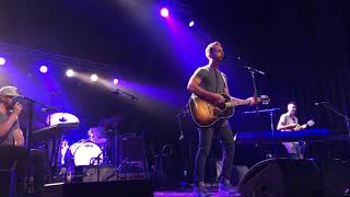 Nick Fradiani / Beach Avenue - Songman (live)