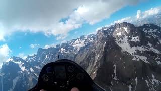 Glider flight to Glacier Blanc in the Alps