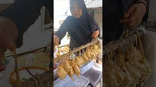 Ketupat sayur Banyuwangi lontong jangan menu Suku Osing Desa Kemiren santan #sunriseofjava #kuliner