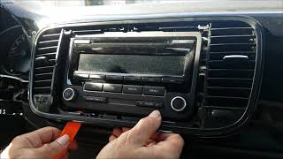 How to Remove Radio / CD Player from VW Beetle 2012 for Repair.