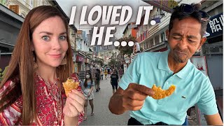 My Thai husband tries SINGAPORE street food!