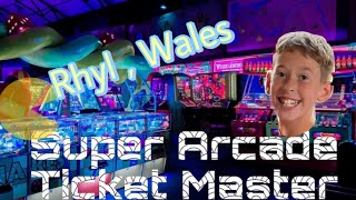 FULL VIDEO Can I win at les harkers arcade? RHYL , WALES