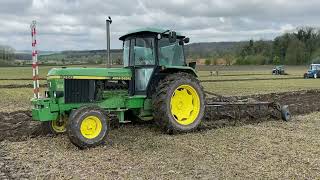 John Deere 3050 2wd working a 5 furrow plough.