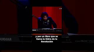 Dolina habla de la Hidra de la Revolución por inspiración de un "joven profesor Pablo Borda"