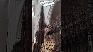 MAGNÍFICA SILLERÍA EN EL ALTAR MAYOR DE LA CATEDRAL DE AMBERES. Bélgica.