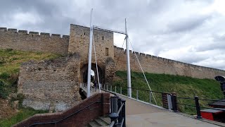 Lincoln Castle: A Fast Track Tour of England's Historical Landmark