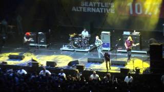 Cage The Elephant-Ain't No Rest For The Wicked (Live at Deck The Hall Ball 2011 HD)