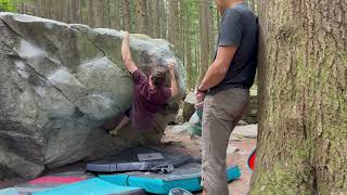 Mantis (V4) - Tall Beta: Squamish Bouldering [Pfiff]