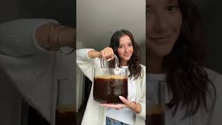 How Girl makes coffee ☕😅 #funny #shortvideos #coffeeholic #trending #memes #video #shortvideo