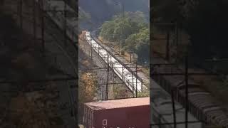 train crossing @railway #youtubeshorts #shortsyoutube #shortvideo #youtube