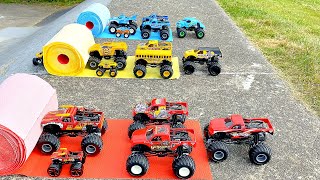 MONSTER JAM | MAX-D | EL TORO LOCO | HOT WHEELS MONSTER TRUCKS | COLOSSAL COLOR SLIDE