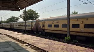 Udhna Puri Summer Special Fare hauled by WAG9HC| Full ICF Train| Indian Railways