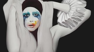 Lady Gaga - Applause + Lyrics