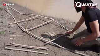 Man Survives in the Wild Using Primitive Fishing Traps