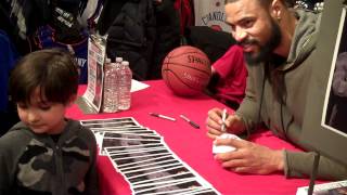 Tyson Chandler Signing 2