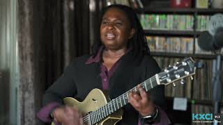 Live on KXCI: Ruthie Foster "Up Above My Head I Hear Music in the Air"