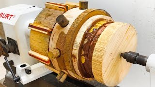 The Amazing Art Of Woodworking - Classy Carpenters Turn Scrap Wood Into Amazing Works On A Lathe