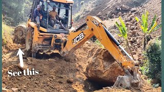 JCB Rolling Big Stone