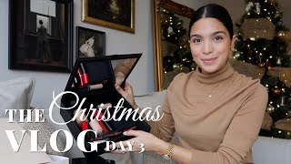 PR UNBOXING HAUL + FESTIVE DAY OUT IN TORONTO | VLOGMAS DAY 3 | Samantha Guerrero