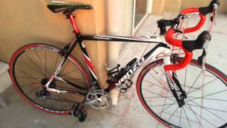 Venzo Raphael alloy road bicycle, microshift, claris, toe clip pedals, saddle bag & patching tips