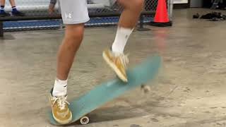 Slow-mo kickflip