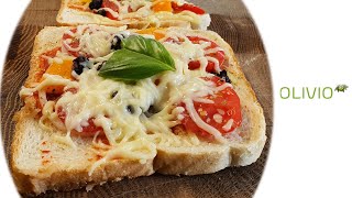 🔥 Stop Buying Frozen Pizza - make your own easy cheesy toast pizza