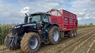 Massey Ferguson 7720 hauling maze