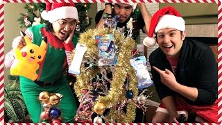 A POKEMON CARD CHRISTMAS TREE!!