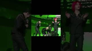 Chan and Hyunjin dancing to red light- Stray Kids 2nd World Tour “MANIAC” in SEOUL day 3