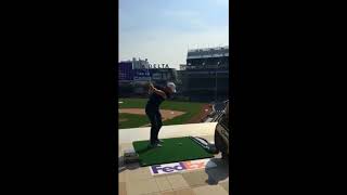 Rory McIlroy chipping in Yankees Stadium! 2017 FedexCup Playoffs