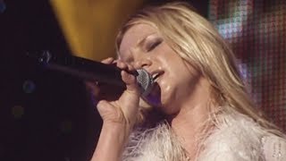 Britney Spears - Don't Let Me Be The Last To Know (Live From London 2000)