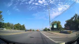 School bus running red light Aug 21, 2024 9:15am Nolensville Pk @ 440 overpass