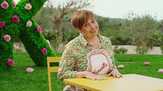 Spot PRIMAVERA con Benedetta Rossi - Tavoli pieghevoli da esterno colorati