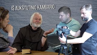 Iš Aukštutinio kambario