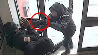 Armed Citizen Fires At Robber Robbing Citizen At ATM