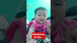 ketawanya itu lho bikin gemes #youtubeshorts #anak #lucu #baby #laugh #tiktok