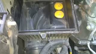 Jeep Renegade 2.4 engine air filter replacement