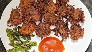 परफेक्ट क्रिस्पी प्याज पकोड़ा रेसिपी | घर पर बनाएं आसान तरीके से || Crispy Onion Pakoda Recipe