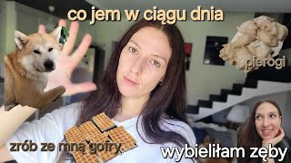 zrób ze mną gofry 🥮/ małe co jem w ciągu dnia / wybielanie zębów / chillowy vlog