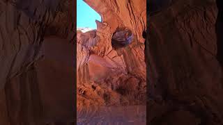 미국 서부의 캐년 골든 캐시더럴 Golden Cathedral Escalante Utah